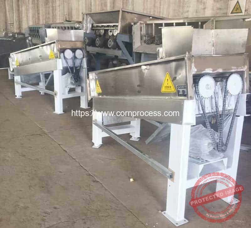 Automatic-Mini-Rubber-Roller-Corn-Husker-Machine-for-Spain-Customer